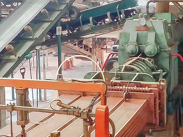 Extrusora de arcilla Verdés para producir bloques de Termoarcilla